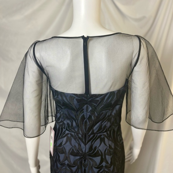 J.S Collections Formal Gown size 4 Blue and black NWT - Picture 8 of 10